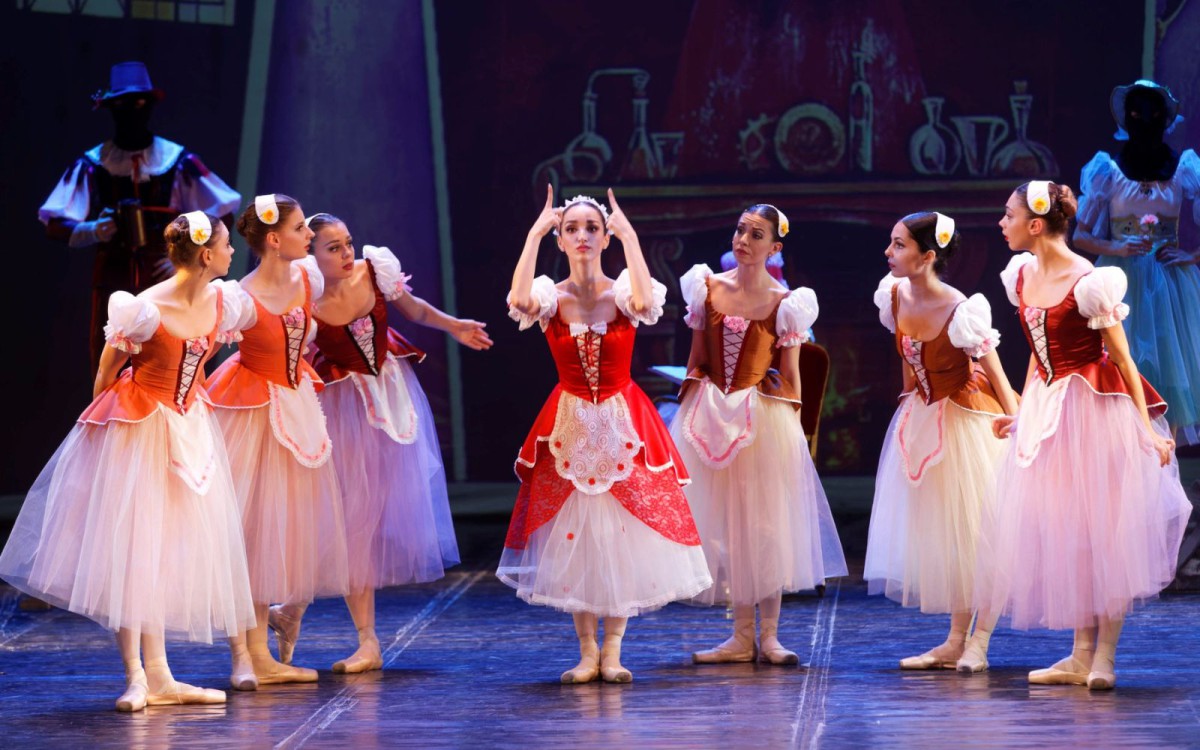 Coppelia by Varna International Ballet