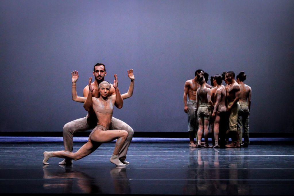 Sao Paulo Dance Company perform Goyo Montero's Anthem - Photo: Iari Davies