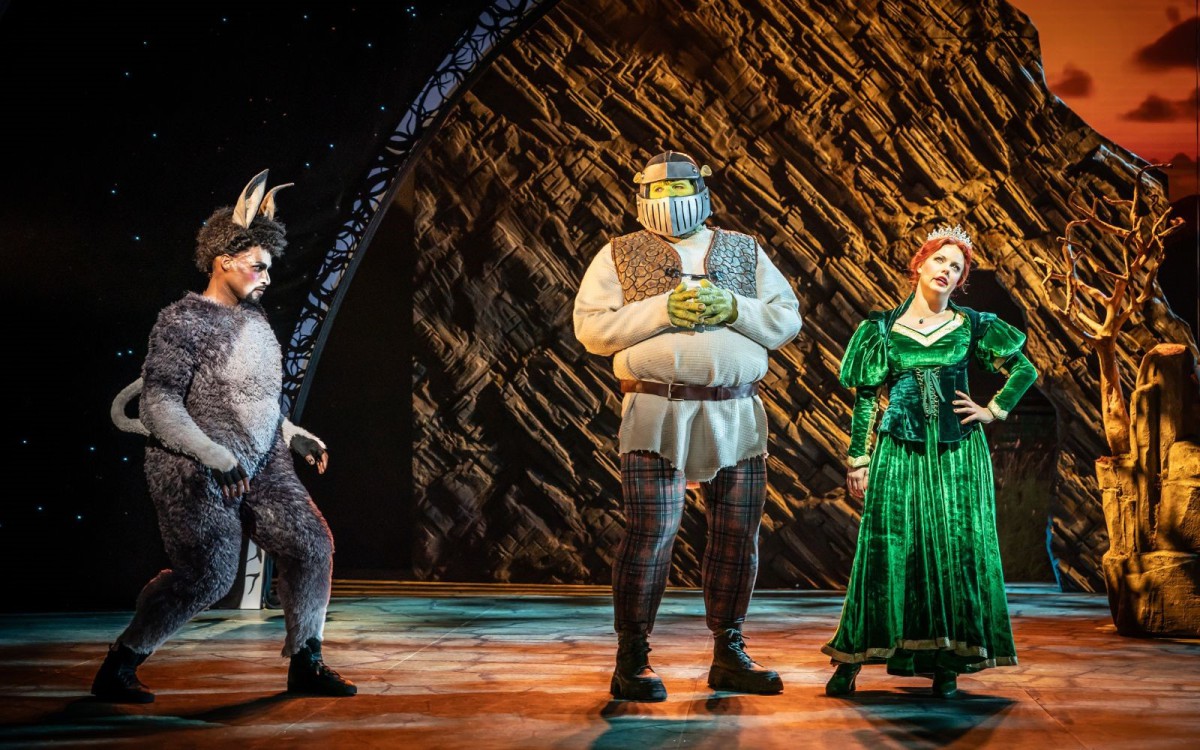 The cast of the 2024 Shrek UK tour - Photo courtesy Norwich Theatre