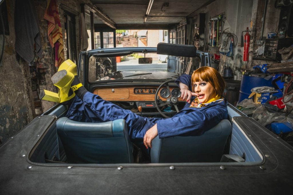 Matt Miller in Fixing - Photo: Tom Platinum Morley